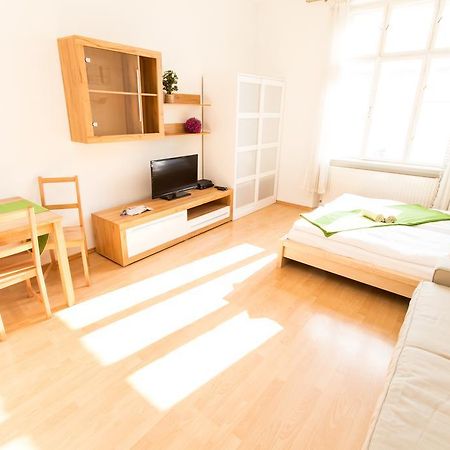 Apartment Favoritenstrasse Vienna Luaran gambar